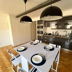very-nice-apartment-in-lisbon.hotels-lisbon-portugal.com/